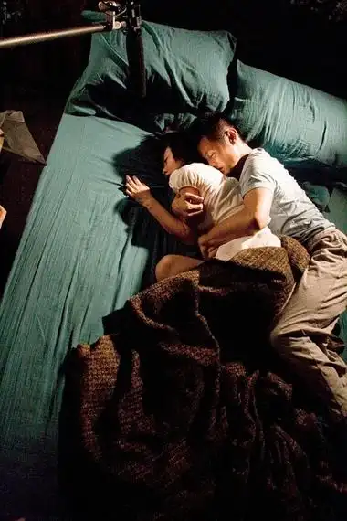 蚂蚁影视-深夜情感对谈